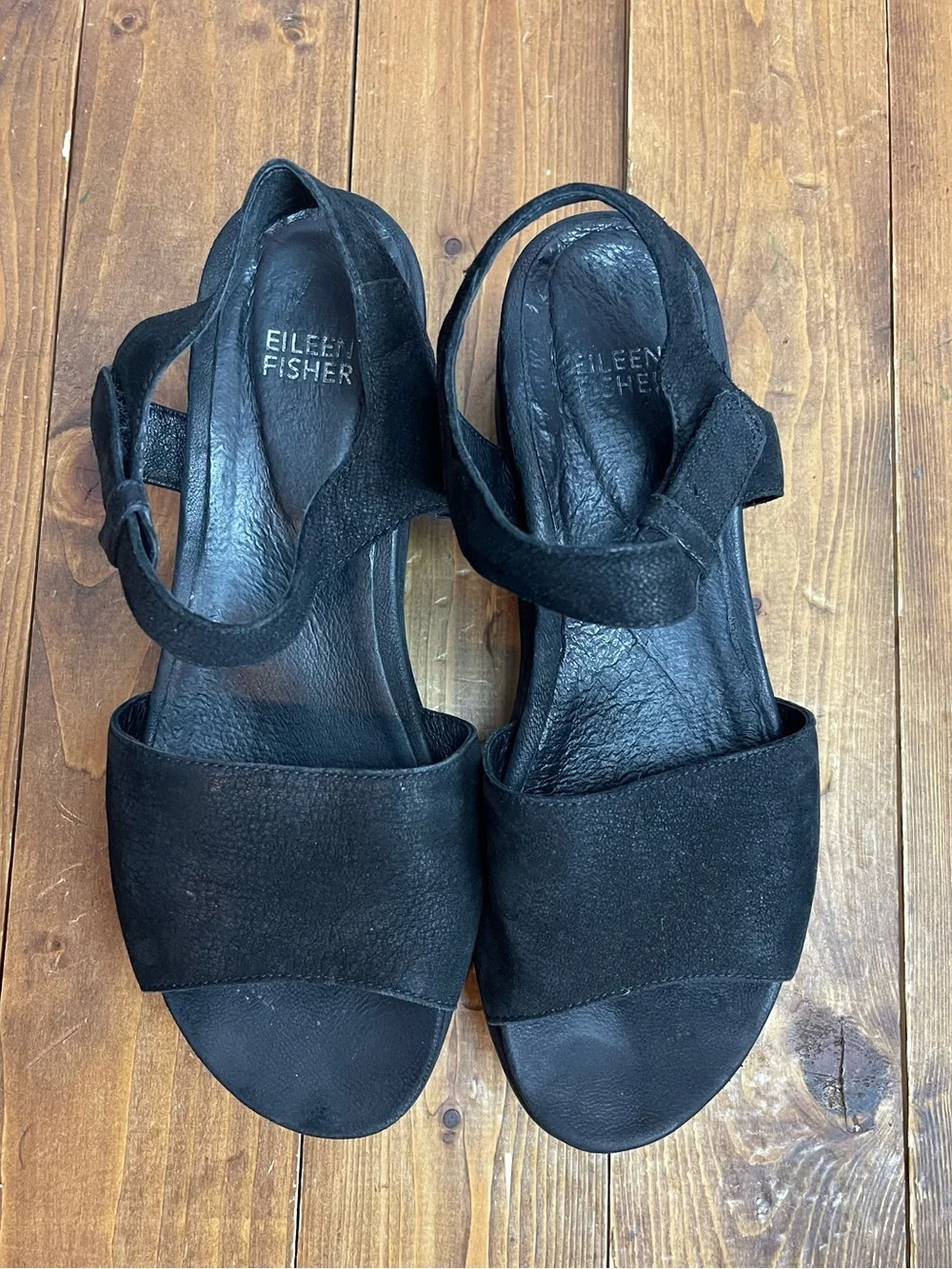 Eileen Fisher black leather platform sandals size 7.5